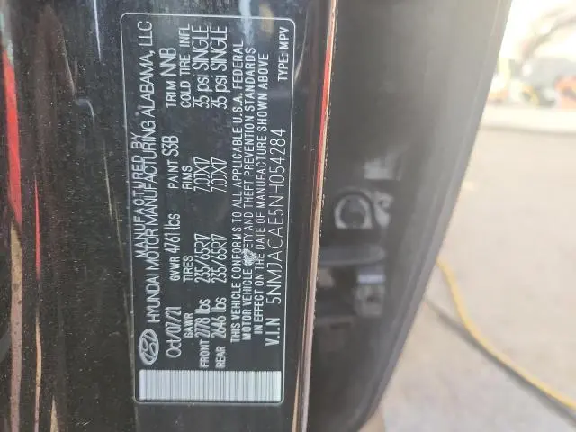 2022 HYUNDAI TUCSON SE  