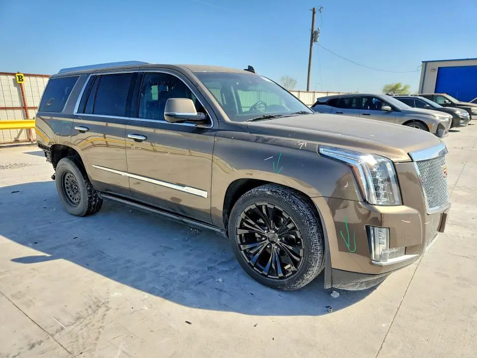 2016 CADILLAC ESCALADE PREMIUM  