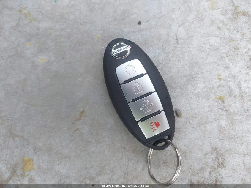 2018 NISSAN KICKS SR