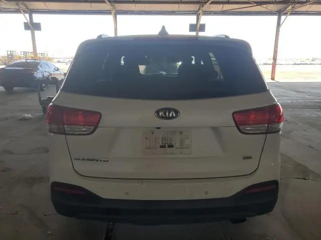 2018 KIA SORENTO LX  