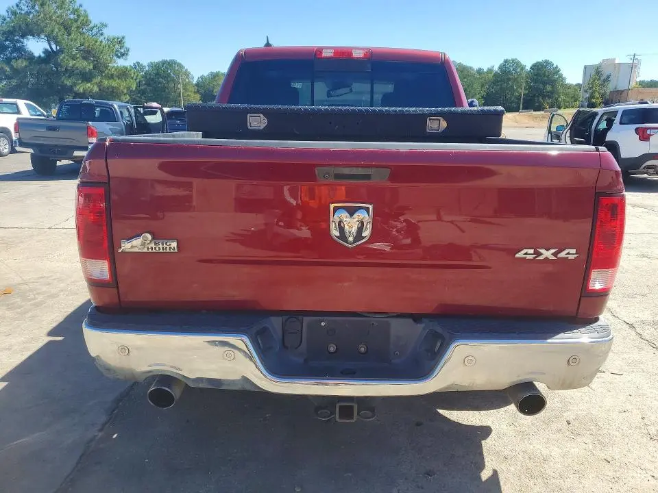 2015 RAM 1500 SLT  