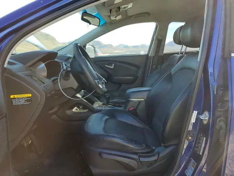 2011 HYUNDAI TUCSON GLS  