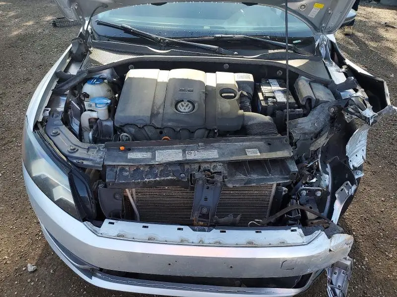 2012 VOLKSWAGEN PASSAT S  