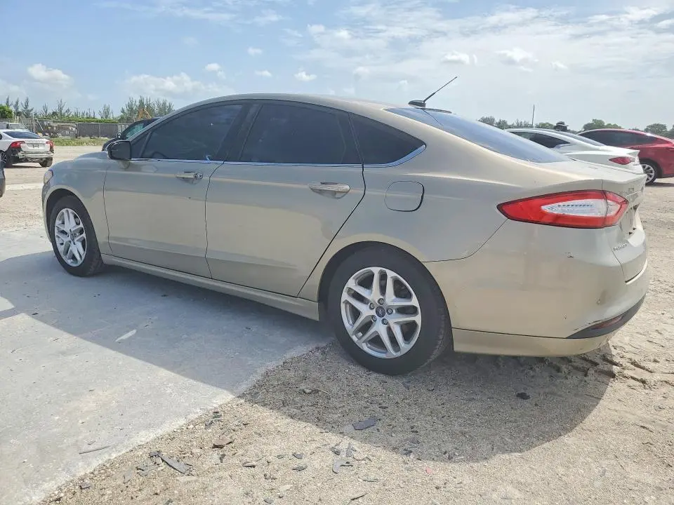 2015 FORD FUSION SE  