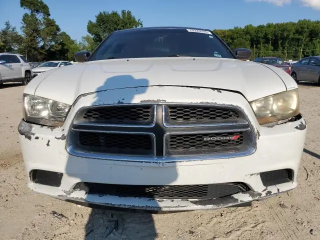 2013 DODGE CHARGER SE  