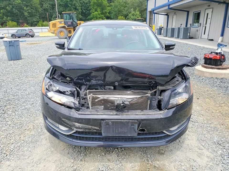 2015 VOLKSWAGEN PASSAT S  