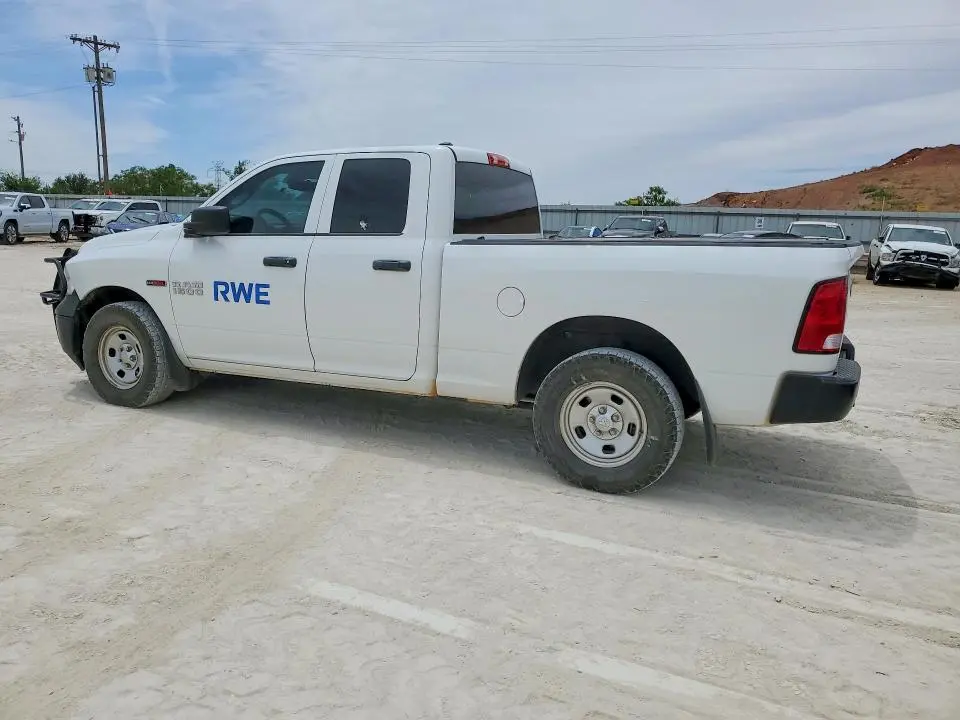 2016 RAM 1500 ST  