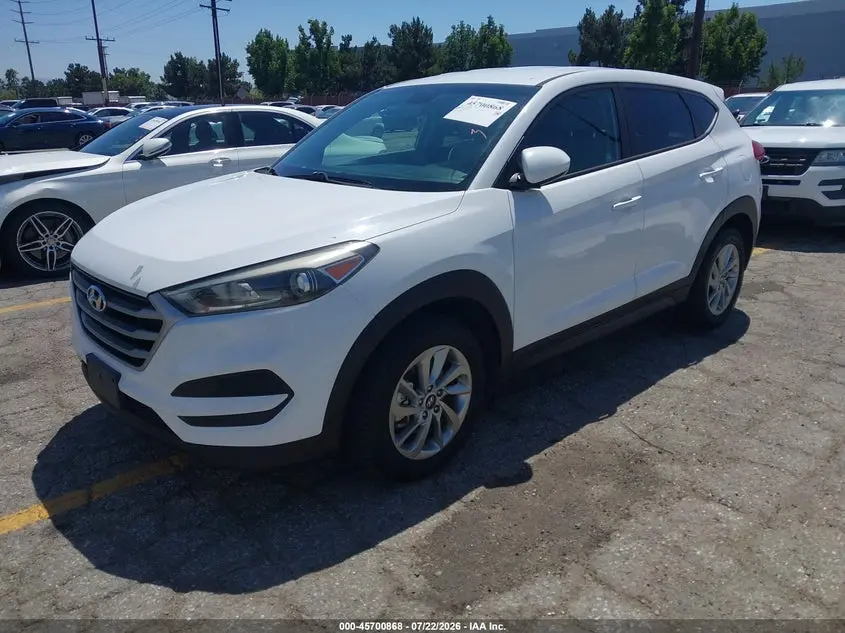 2018 HYUNDAI TUCSON SE