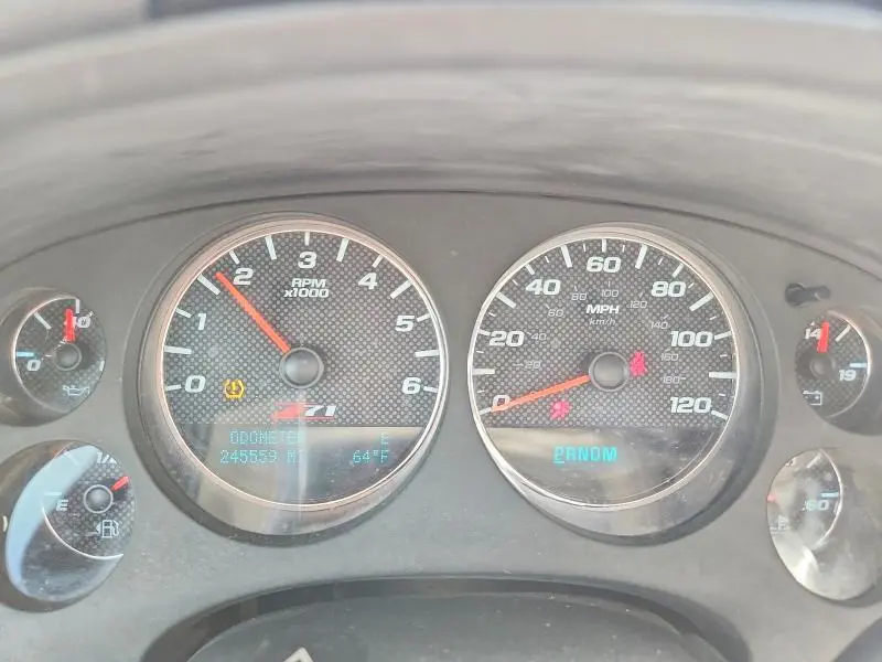 2010 CHEVROLET AVALANCHE LT  