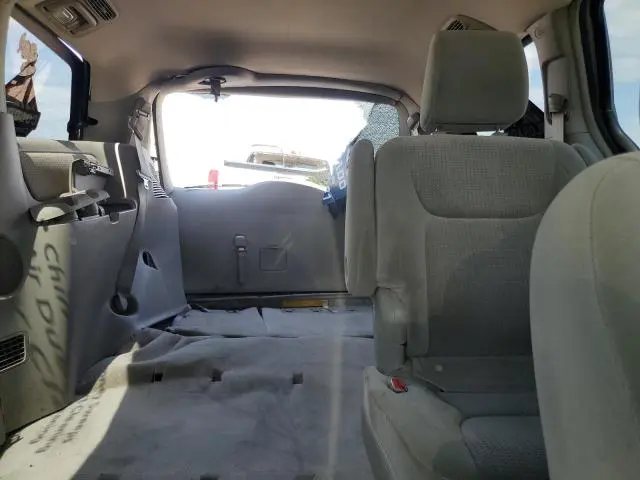 2010 TOYOTA SIENNA CE  