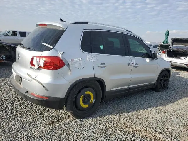 2013 VOLKSWAGEN TIGUAN S  