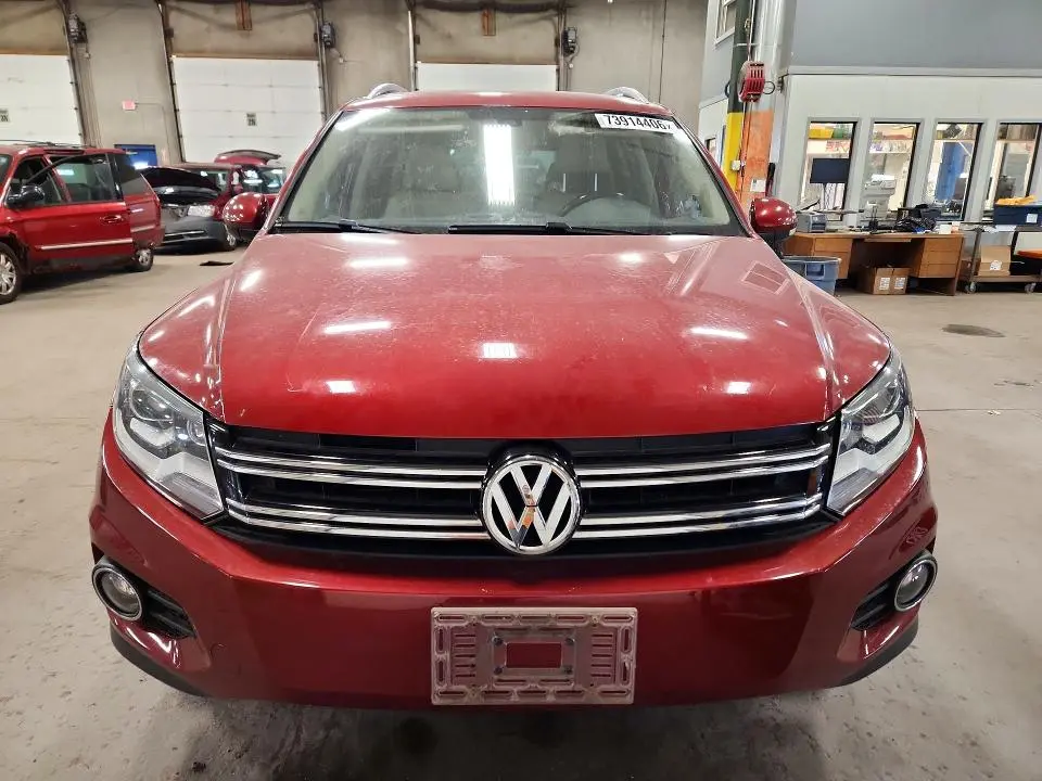 2016 VOLKSWAGEN TIGUAN S  