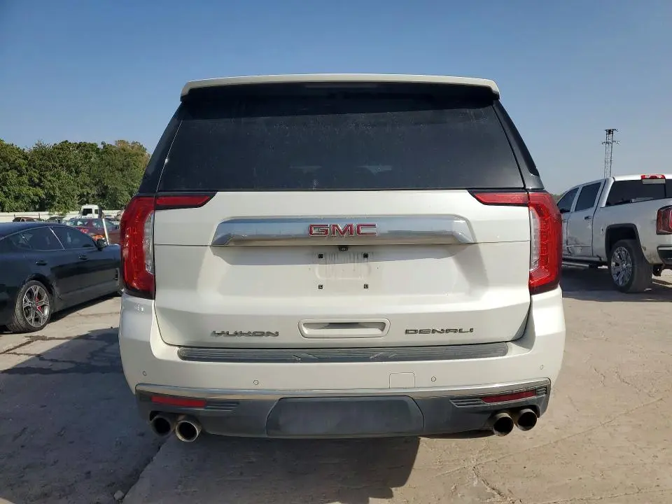 2021 GMC YUKON DENALI  