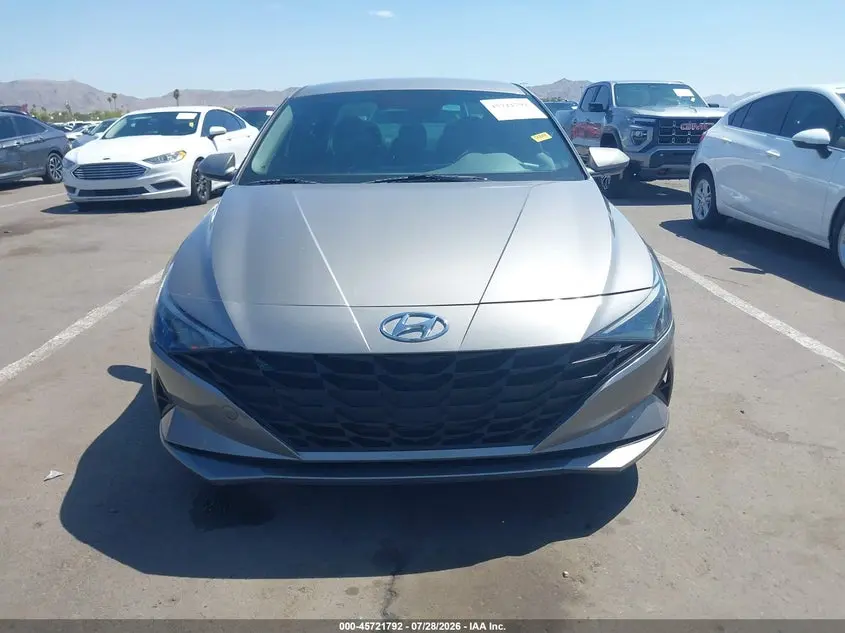 2021 HYUNDAI ELANTRA SEL
