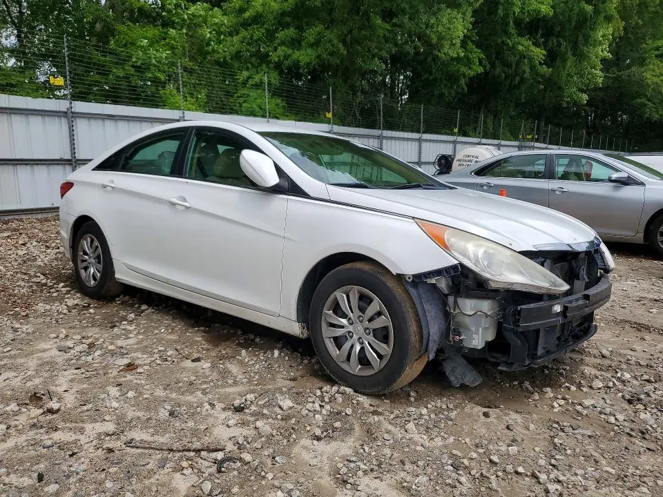 2011 HYUNDAI SONATA GLS  