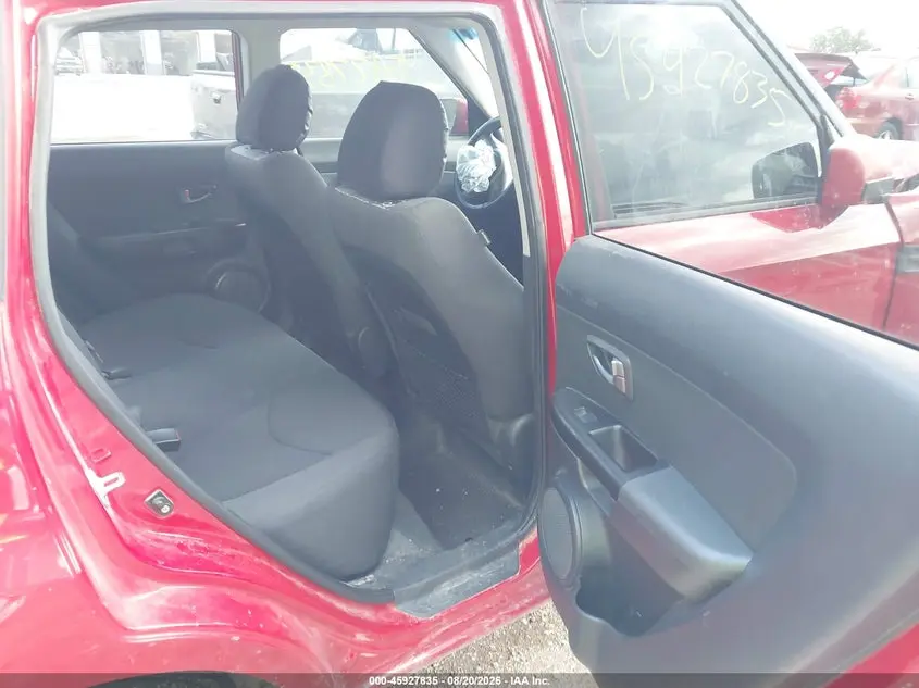 2011 KIA SOUL +