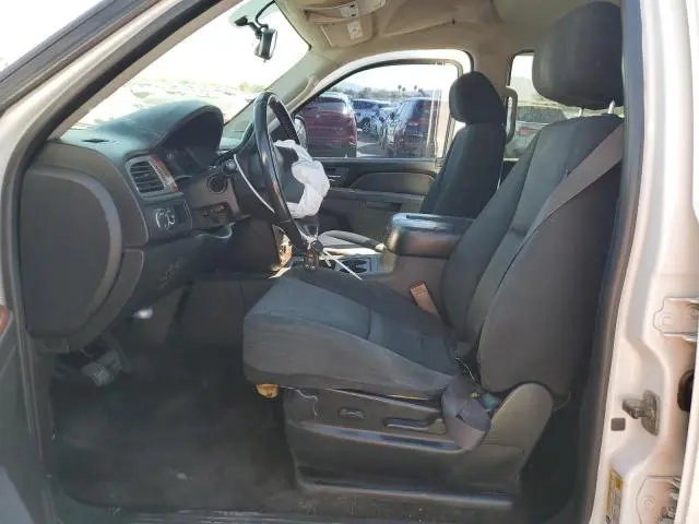 2011 CHEVROLET TAHOE C1500 LS  