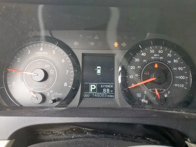 2017 TOYOTA SIENNA   