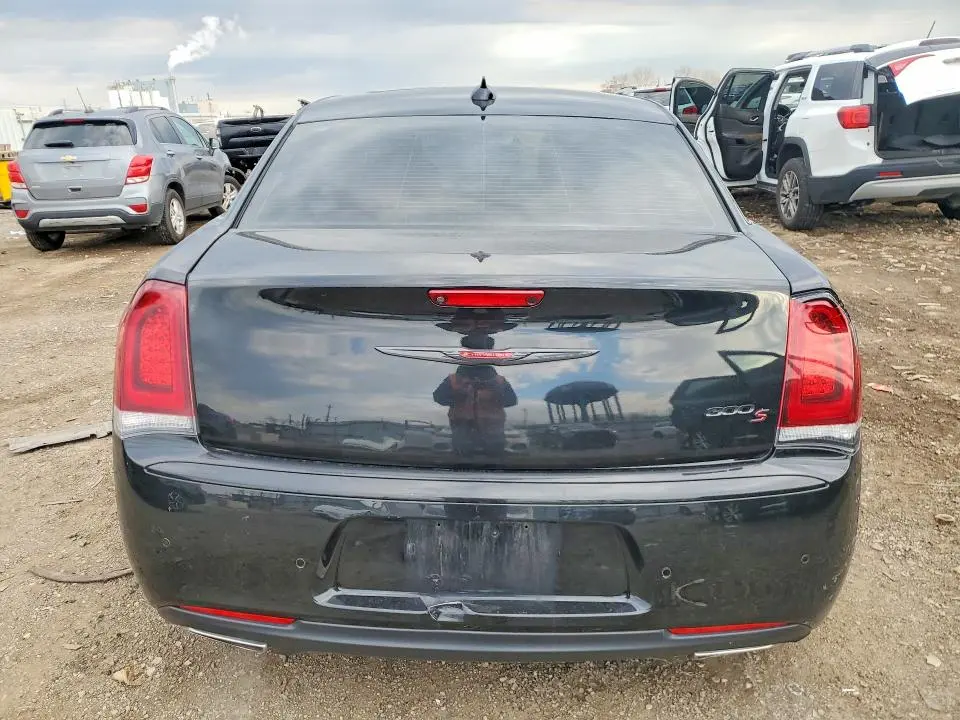 2022 CHRYSLER 300 S  