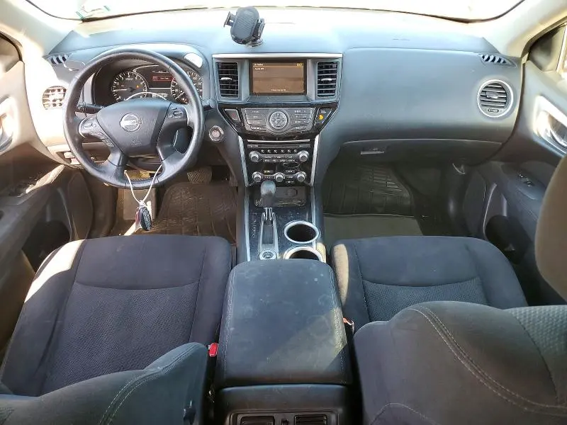 2015 NISSAN PATHFINDER SV  