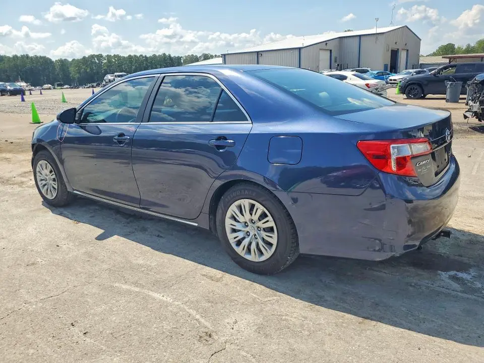 2014 TOYOTA CAMRY LE  