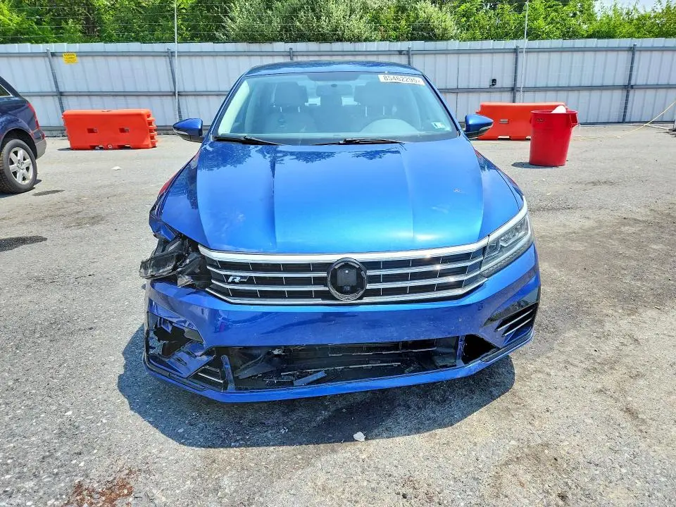2017 VOLKSWAGEN PASSAT R-LINE  