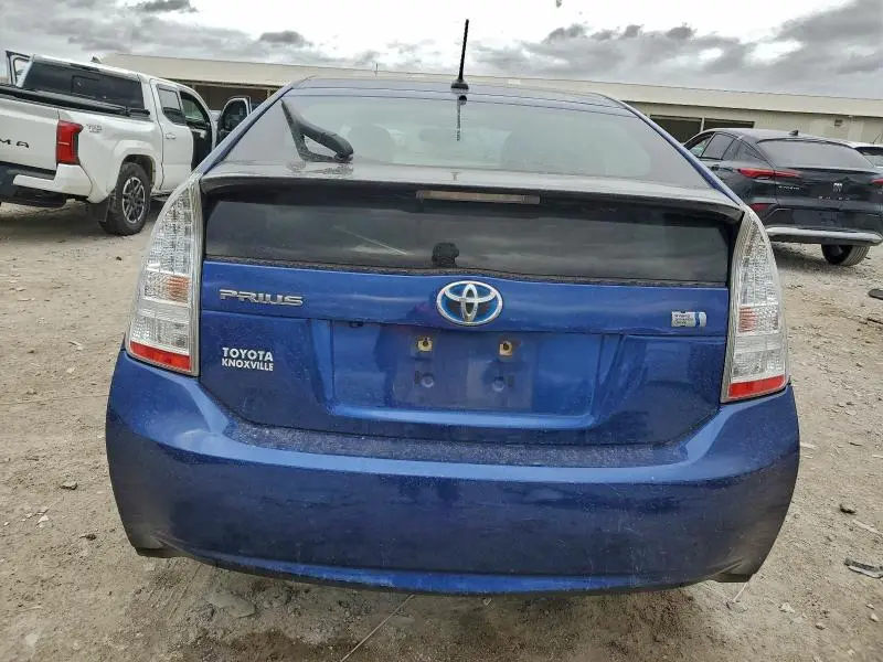 2011 TOYOTA PRIUS   