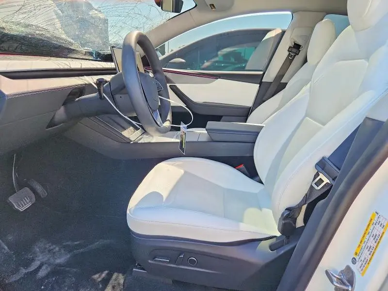 2026 TESLA MODEL Y   