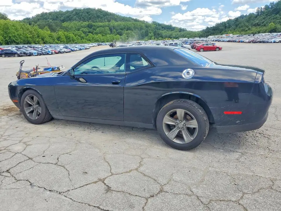 2016 DODGE CHALLENGER SXT  