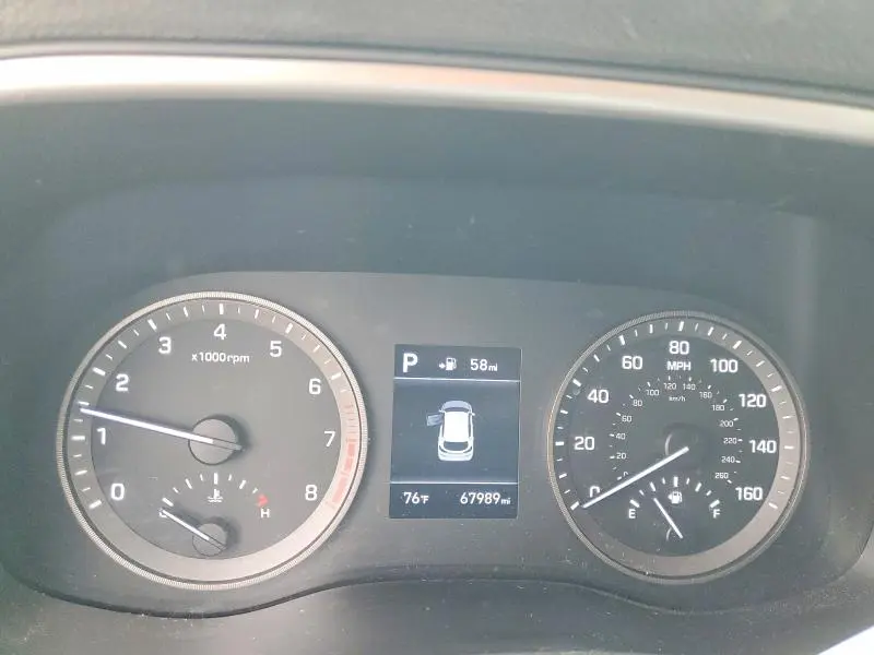 2019 HYUNDAI TUCSON SE  