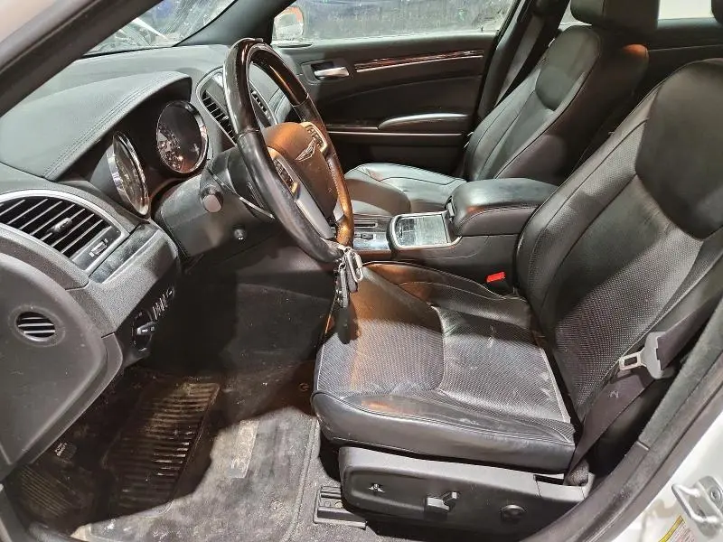 2011 CHRYSLER 300 LIMITED  