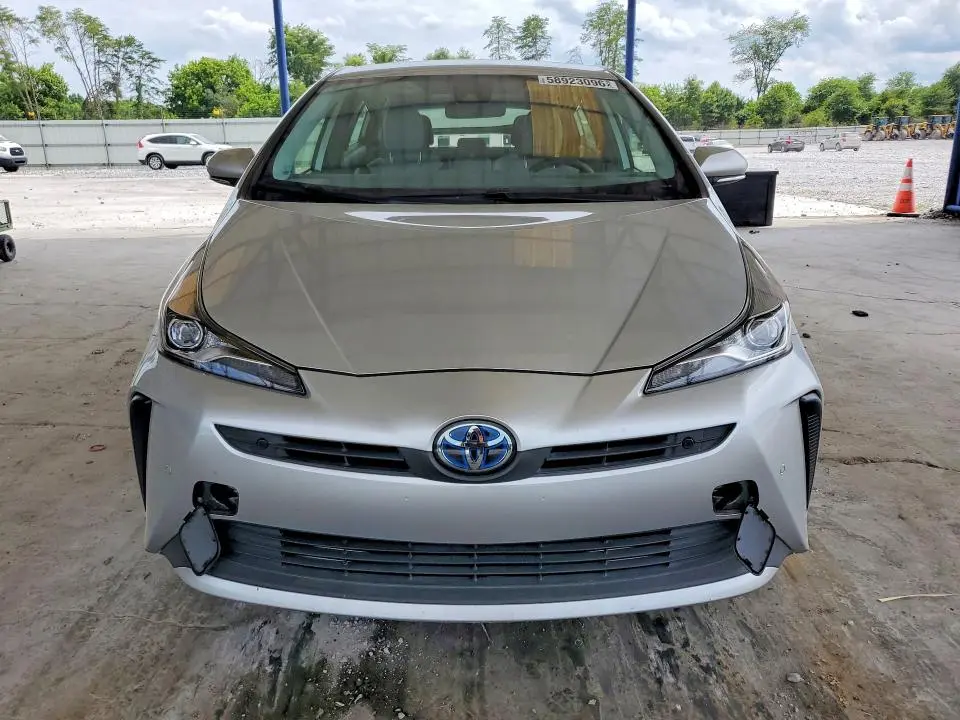 2021 TOYOTA PRIUS LE  