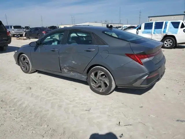 2025 HYUNDAI ELANTRA SEL