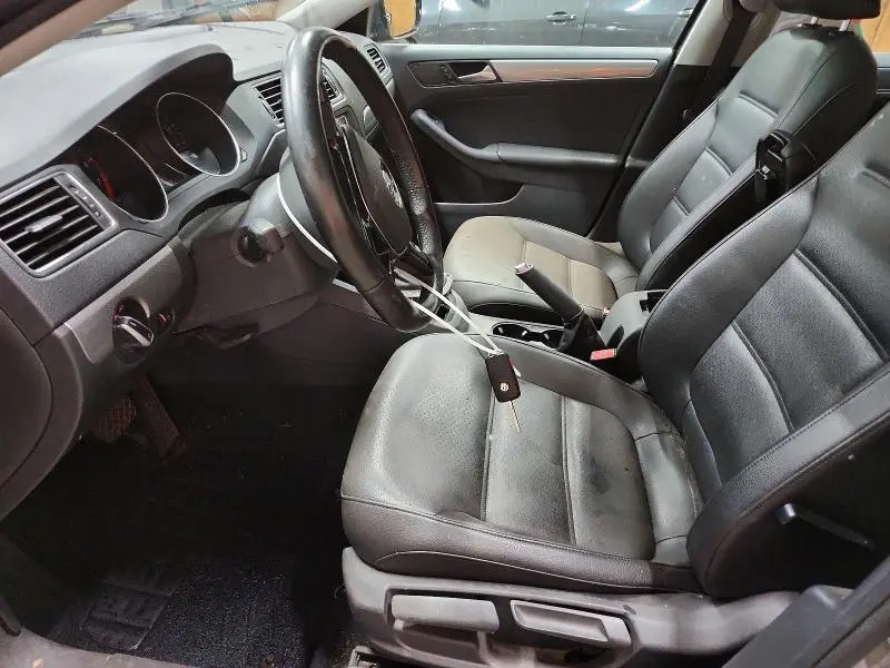 2017 VOLKSWAGEN JETTA   