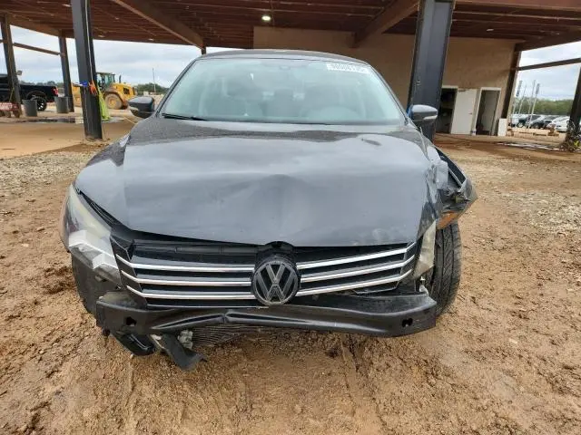 2015 VOLKSWAGEN PASSAT SE  