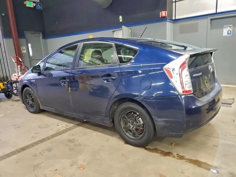 2013 TOYOTA PRIUS   