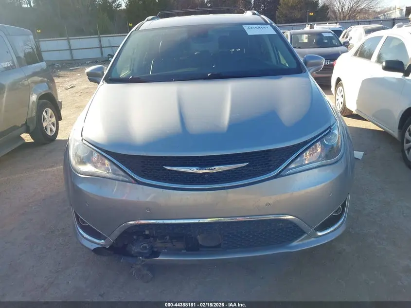 2020 CHRYSLER PACIFICA TOURING L