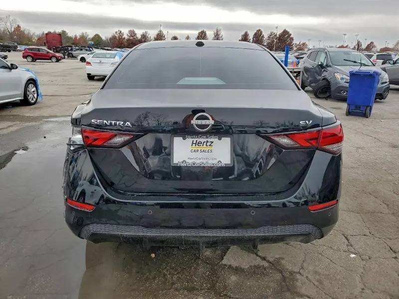 2024 NISSAN SENTRA SV  