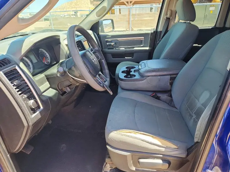 2017 RAM 1500 SLT  