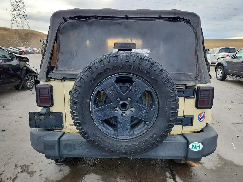 2011 JEEP WRANGLER SAHARA  