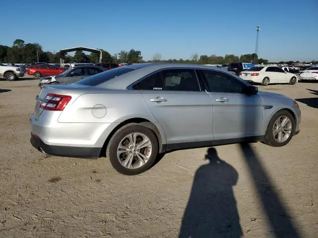 2018 FORD TAURUS SEL  