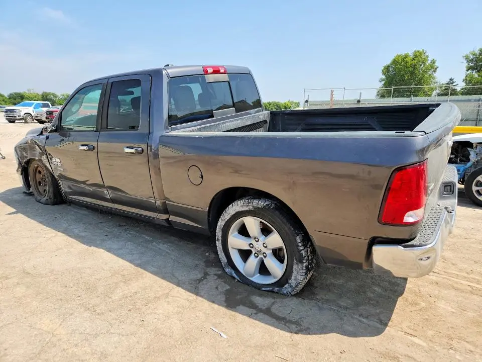 2017 RAM 1500 SLT  