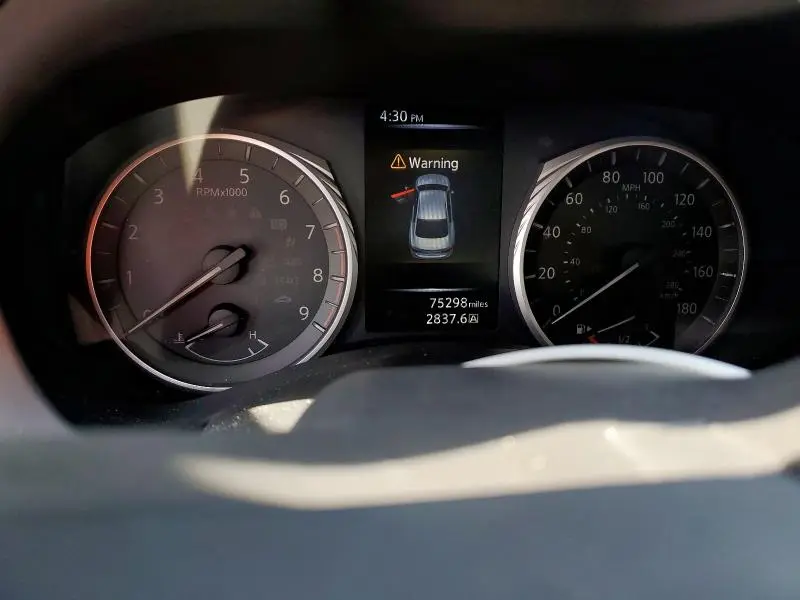 2018 INFINITI Q50 LUXE
