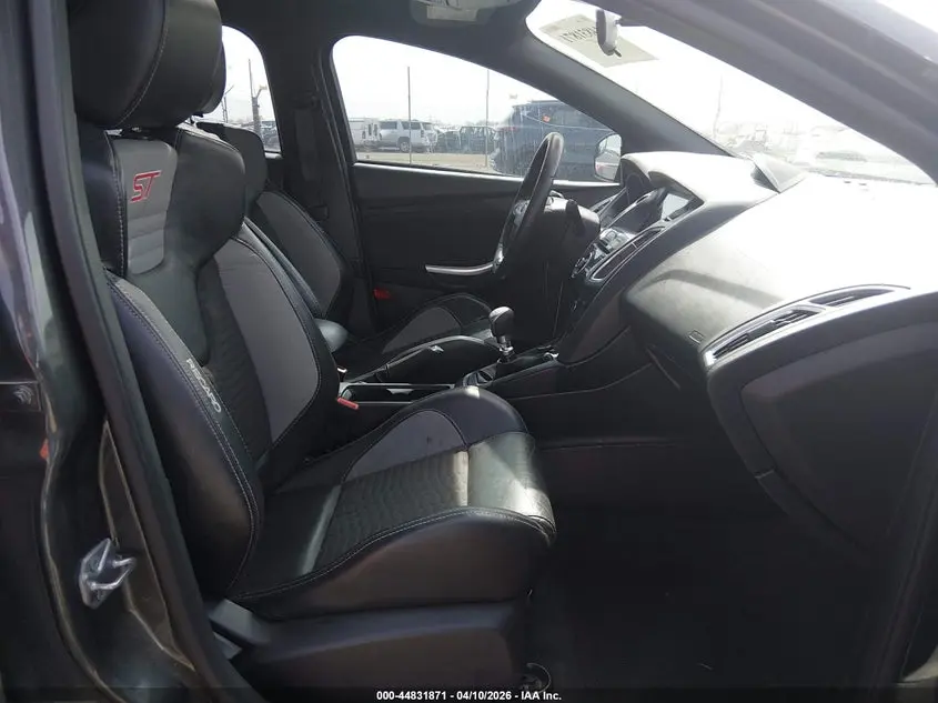 2017 FORD FOCUS ST  