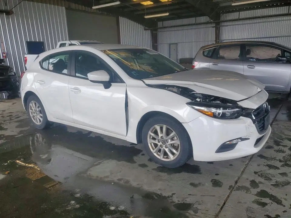 2017 MAZDA 3 SPORT  