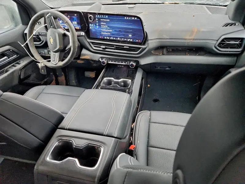 2025 CHEVROLET SILVERADO LT  