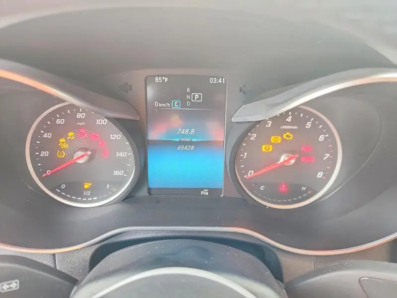 2021 MERCEDES-BENZ GLC 300  