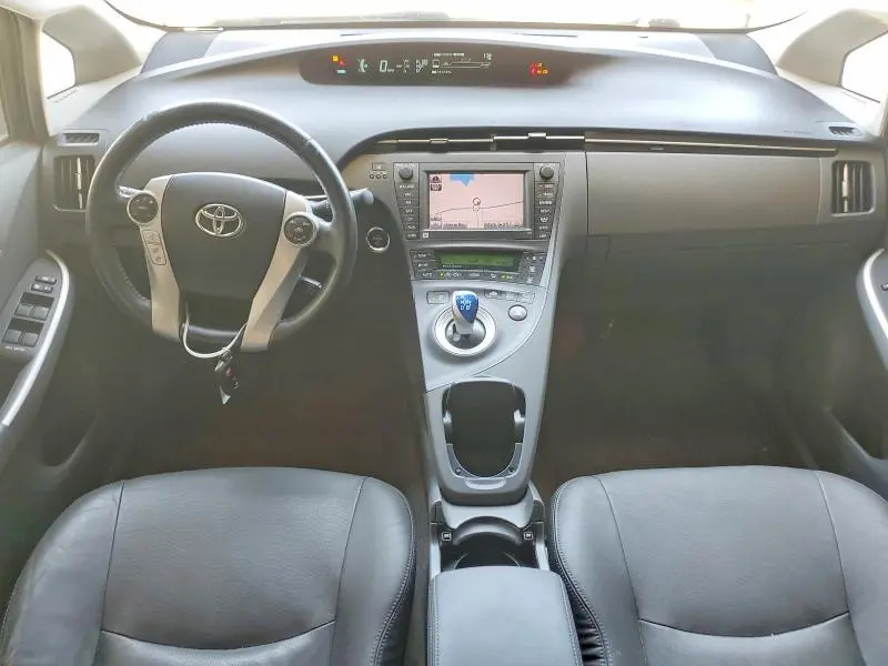 2010 TOYOTA PRIUS IV  