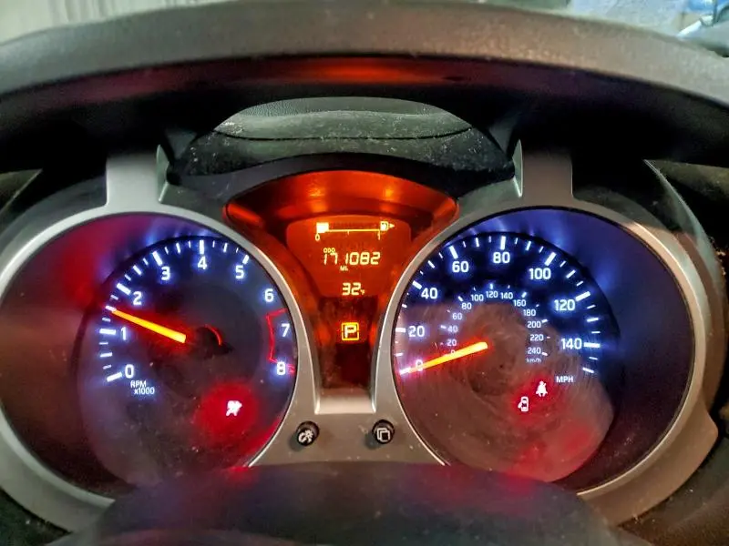 2017 NISSAN JUKE S  