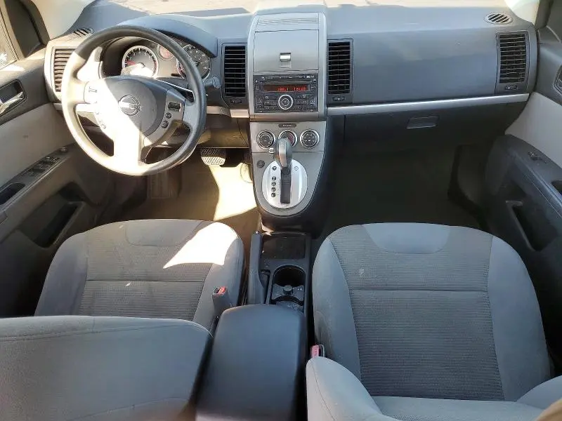 2010 NISSAN SENTRA 2.0  